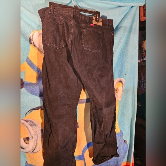 Wrangler Men's Jeans - Picture 2 of 3